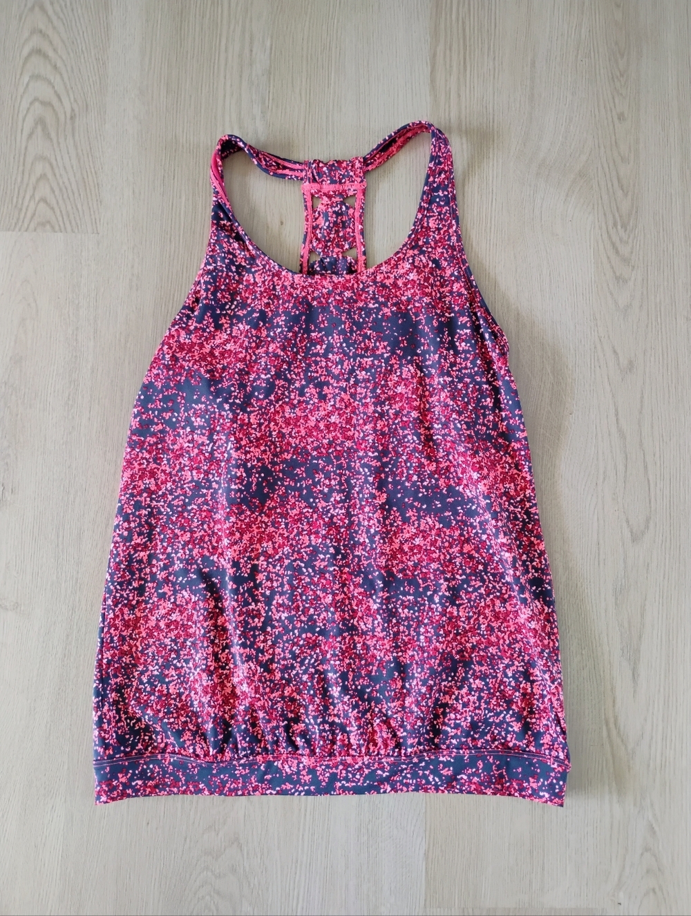 Athleta Red & Navy Confetti Athletic Top With Built In Bra